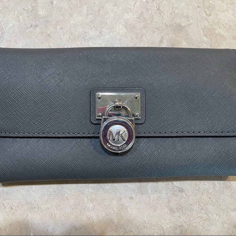 Michael Kors Snap Closure Wallet